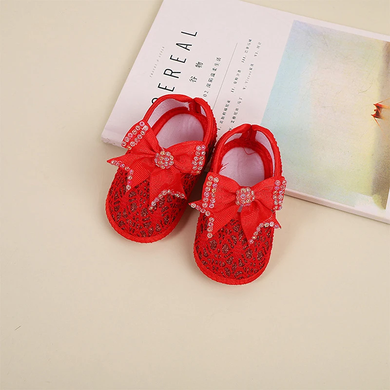 Suefunskry Baby Girl Cute Flats Mocassini con suola morbida antiscivolo Scarpe con fiocchi di strass Scarpe da passeggio casual per neonato