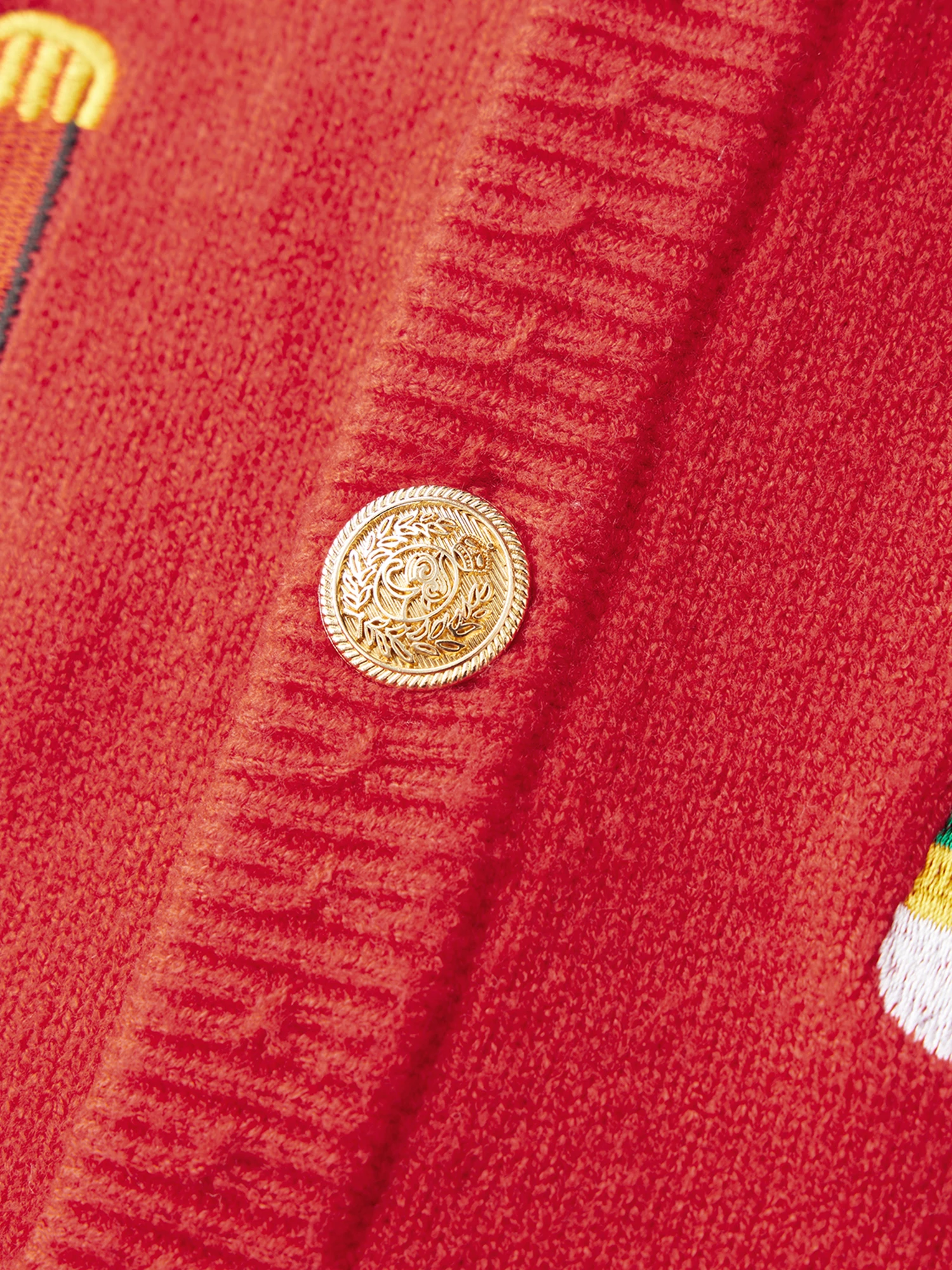 سترة نسائية احتفالية لعيد الميلاد مع تطريز مستوحى من العسكرية ورقبة على شكل حرف V مضلعة - قميص بدون أكمام متماسك لـ a