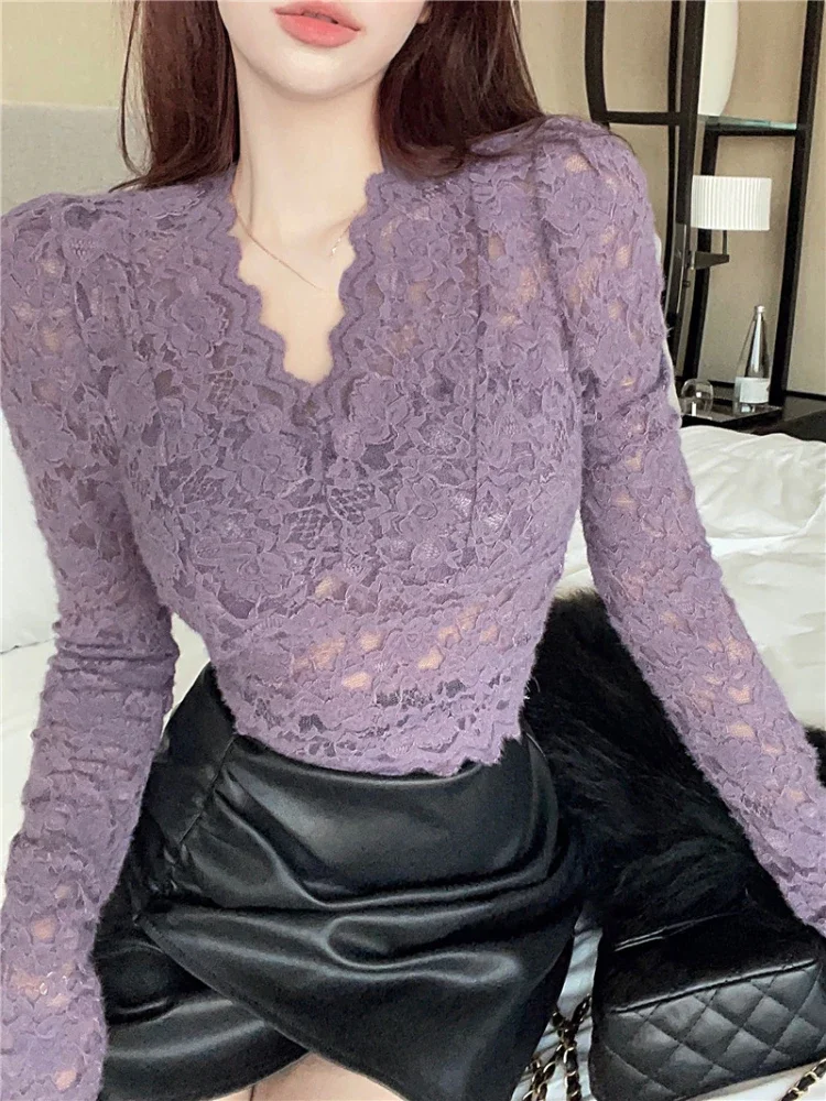 New Vintage Women Hollow Out Shirts V-neck Long Sleeve Lace Blouses 2023 Blusas Mujer De Moda Sweet Fashion Temperament Y2k Tops