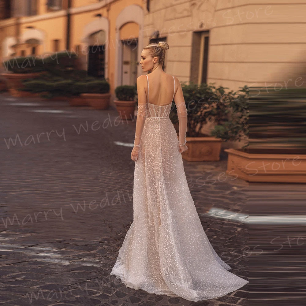 Squisiti abiti da sposa da donna lucidi A Line affascinanti spalline sottili abiti da sposa Sexy senza spalline senza maniche Vestidos De Novia