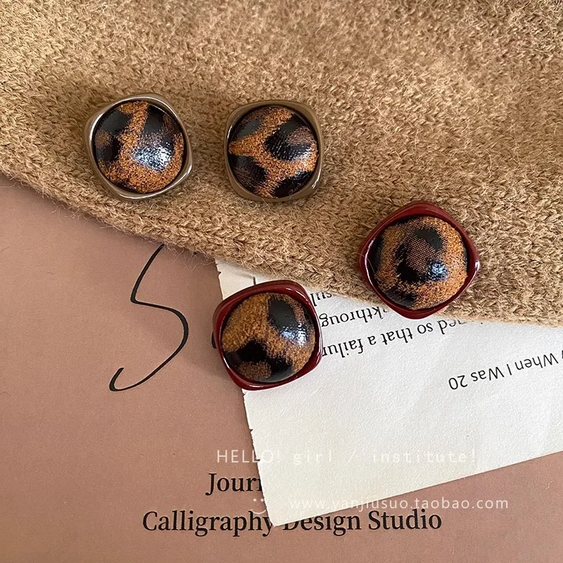 Stud Earrings Square Leopard Print Vintage Brown Maillard Style Lightweight Alloy Premium Versatile Commute Jewelry Women