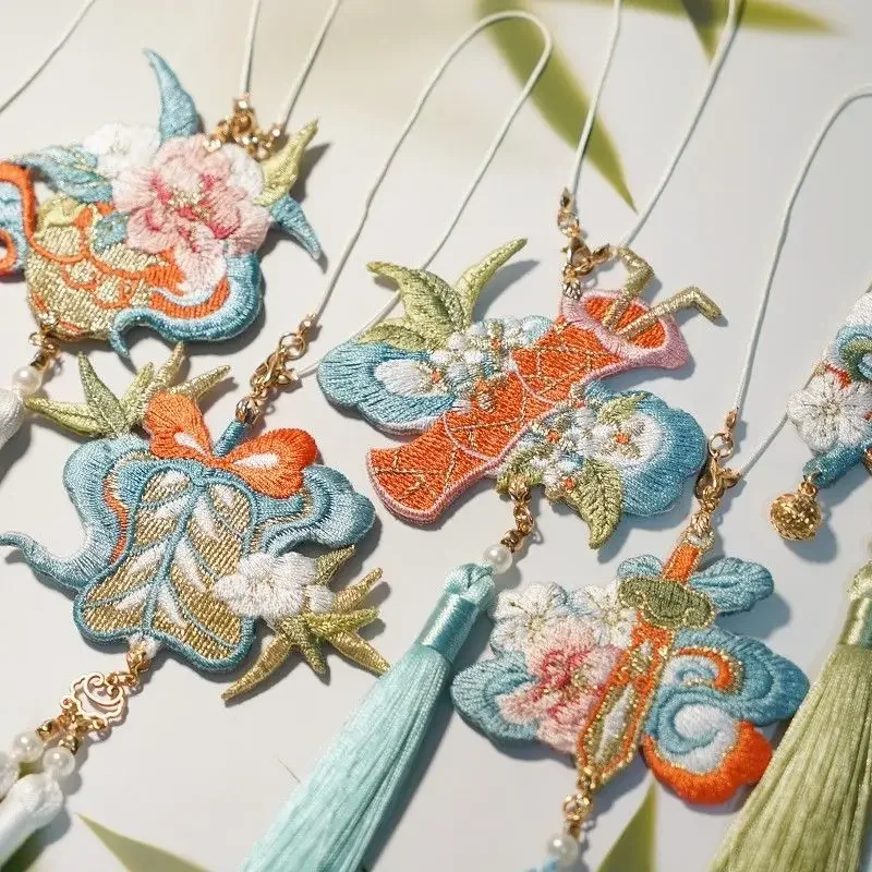 

Оригинальный красивый двусторонний вышитый кулон с кисточкой Hanfu для автомобиля, антикварные аксессуары, подвеска для школьной сумки Cheongsam для женщин