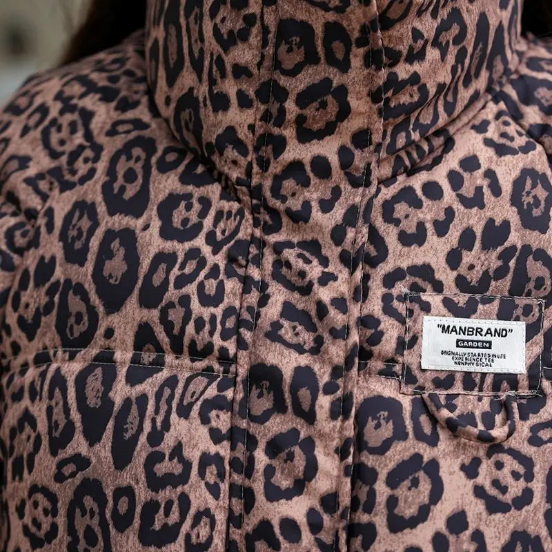 

Leopard Print Cotton-Padded Coat Ladies Winter 2025 New Western Style Down Jacket Women Parkas Short Outcoat Casual Overcoat Top