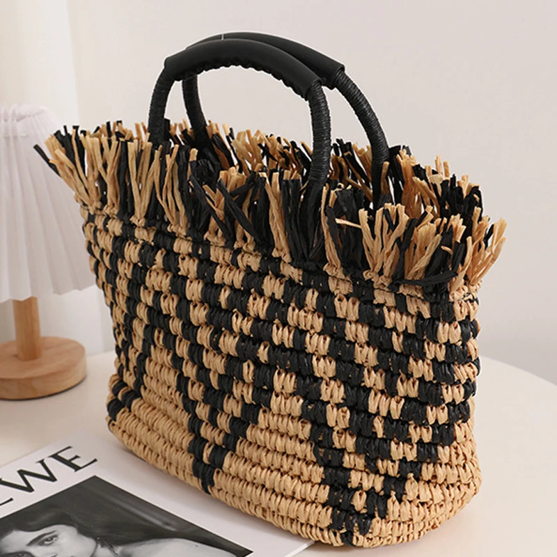 Women Handbag Color Matching Hand-Woven Rattan Straw Large Capacity Beach Vacation Bags Summer Hollow Travel Popular Tote Bag