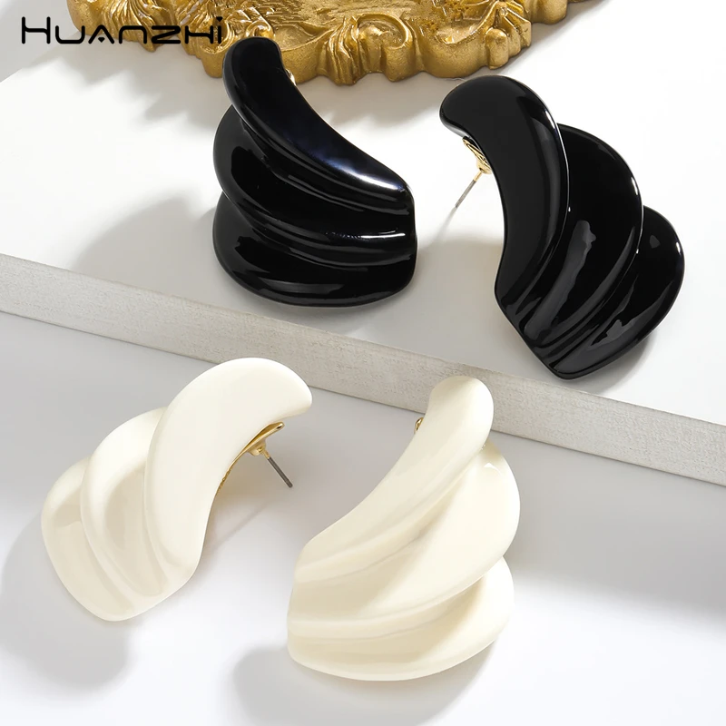HUANZHI Irregular Diagonal Earrings Vintage White Black Large Fashion Jewelry for Women 2024 New