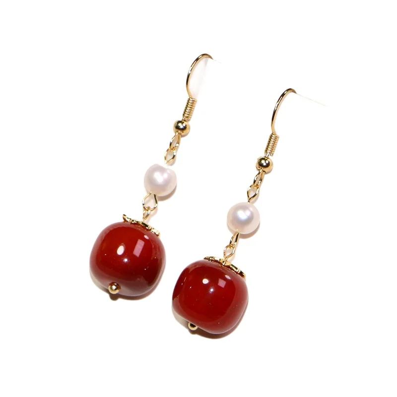 

Retro red earrings niche light luxury high-end pearl stud earrings women's new trendy temperament simple