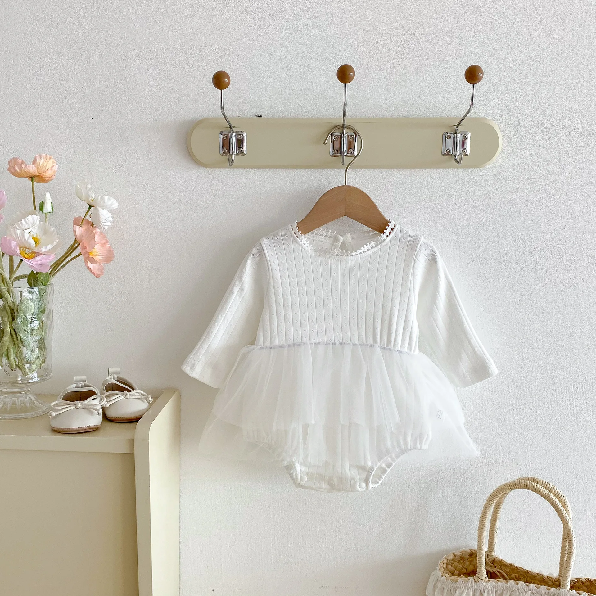 

2025 Autumn New Baby Long Sleeve Bodysuit Cotton Infant Girl Cute Solid Jumpsuit Princess Yarn Dress Toddler Clothes 0-24M