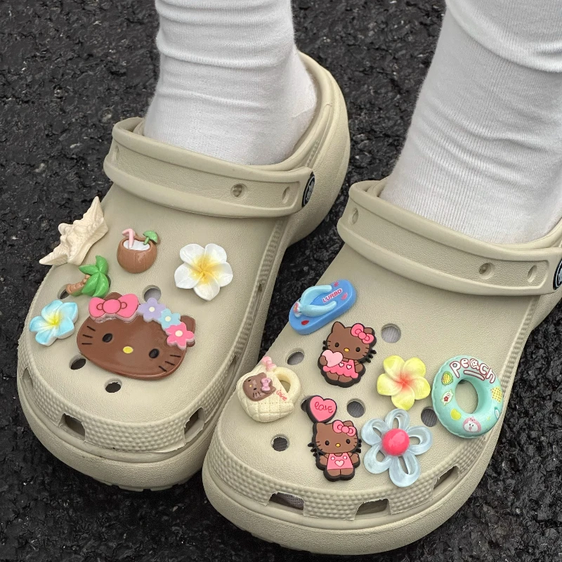 

MINISO Hawaiian Theme Hello Kitty Shoe Charms Summer Brown Skinny Kitty Shoe Accessories Cute DIY Clog Charms for Girls Gift