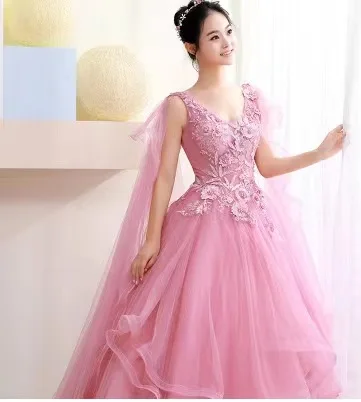 Yeni kayış pembe inci balo quincedresses elbiseler 15 parti resmi 3D çiçek dantel Applqiue doğum günü prenses önlük pelerin ile