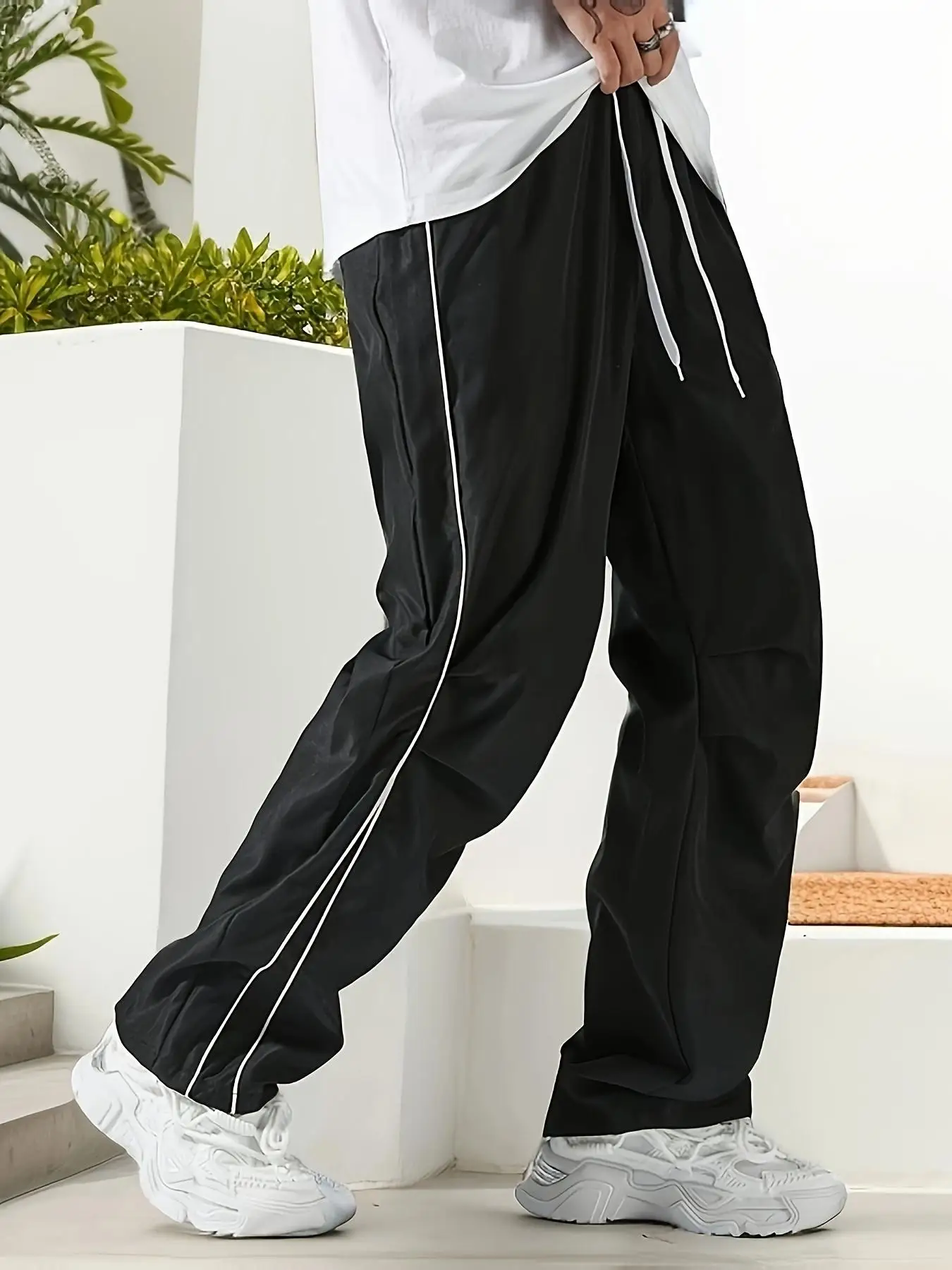 Men's Regular Plain Sports Straight Pants with Drawstrings and Elastic Waistband, Reflective Webbing Design, Suitable for Daily Leisure, Street Basketball, Fitness, Multi-Scenario Matchinging, Suitable for All Seasons