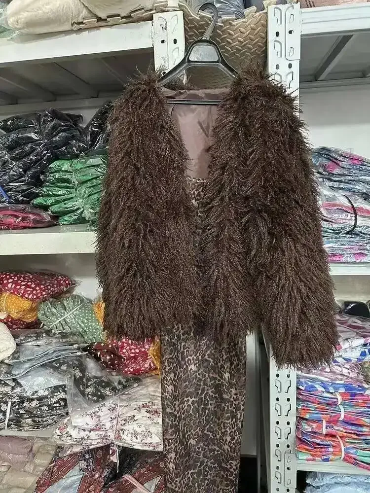 Tide Fashion Outerwear European Style V-neck Loose Coat All Match Casual Faux Fur Jacket Women New Autumn Winter 2025