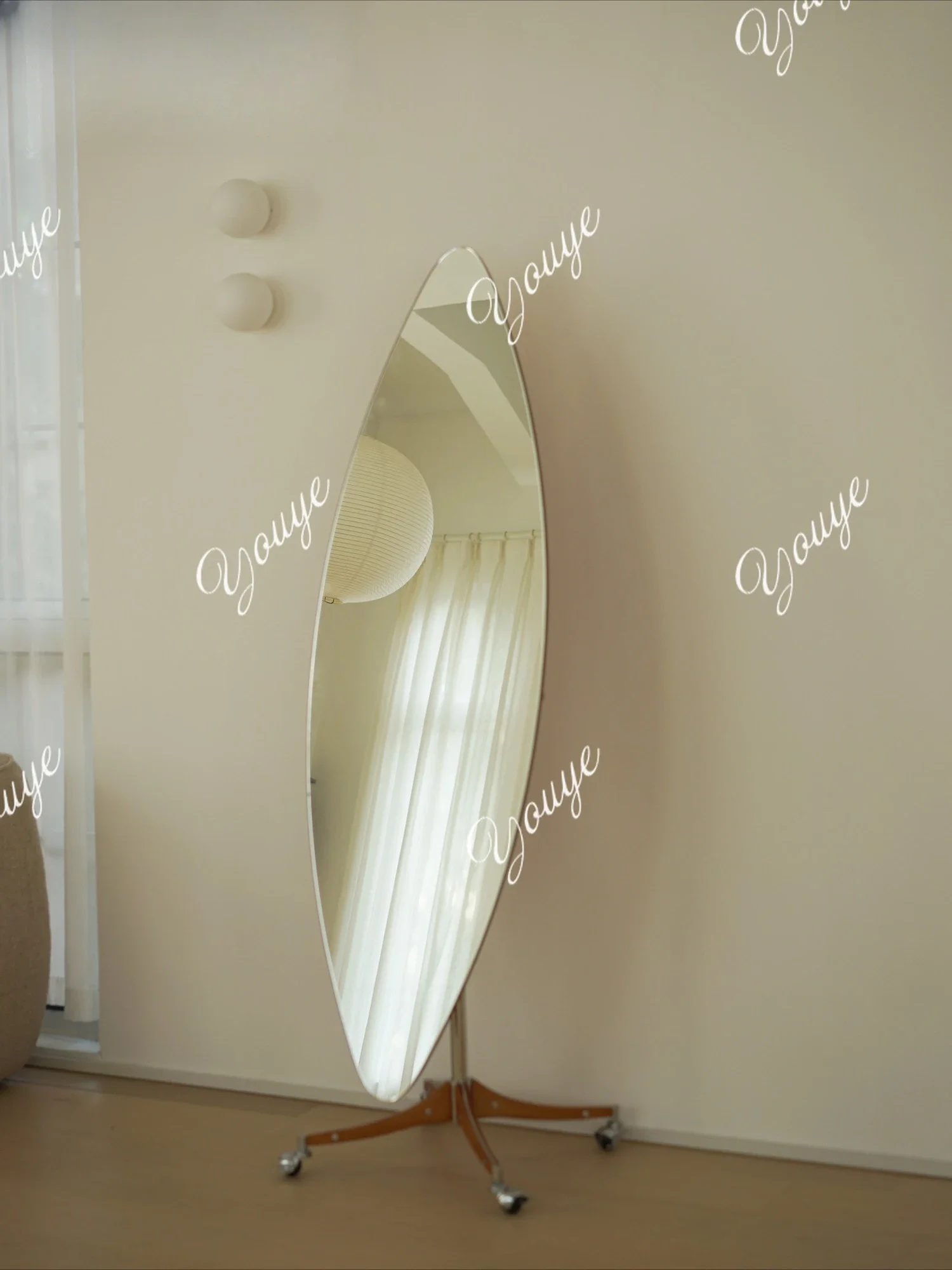 Gi Solid Wood Moving Mirror Medieval Floor Full-body Mirror Cloakroom Clothing Store Home Full-length Mirror Designer Model