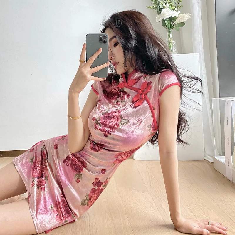 Chinese Jurk Roze Sexy Qipao Jurken Cheongsam Jurk Fluwelen Retro Bedrukte Cheongsams Mini Qipao China Jurk Jurk Chinoise