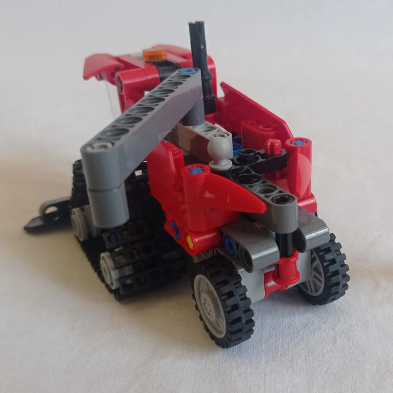 NEW Compatible with 42148 Mini TRACKED COMBINE HARVESTER Model Buiding Kit Block Self-locking Bricks Birthday Christmas Gift