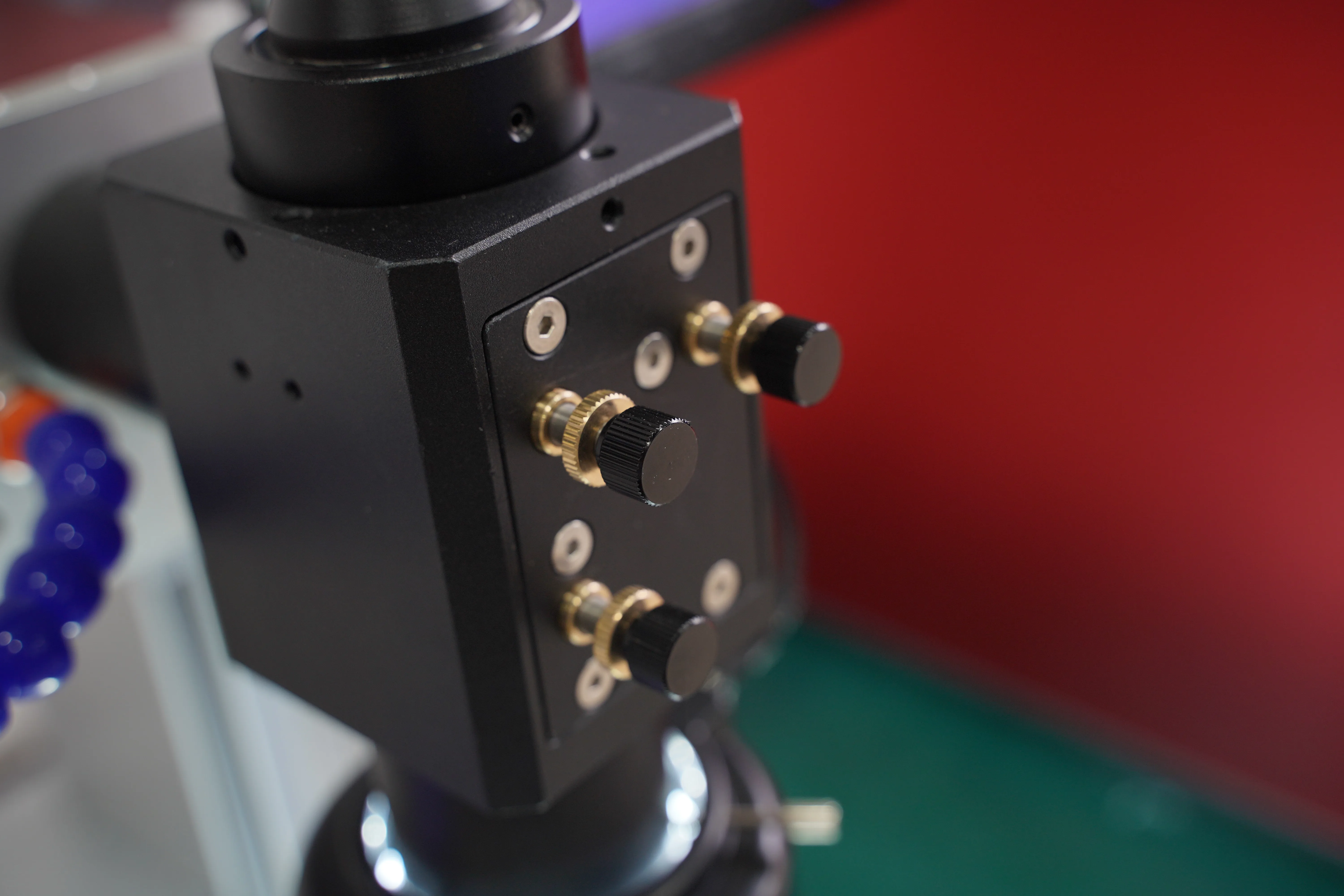 Compact Qcw Laser W… - image