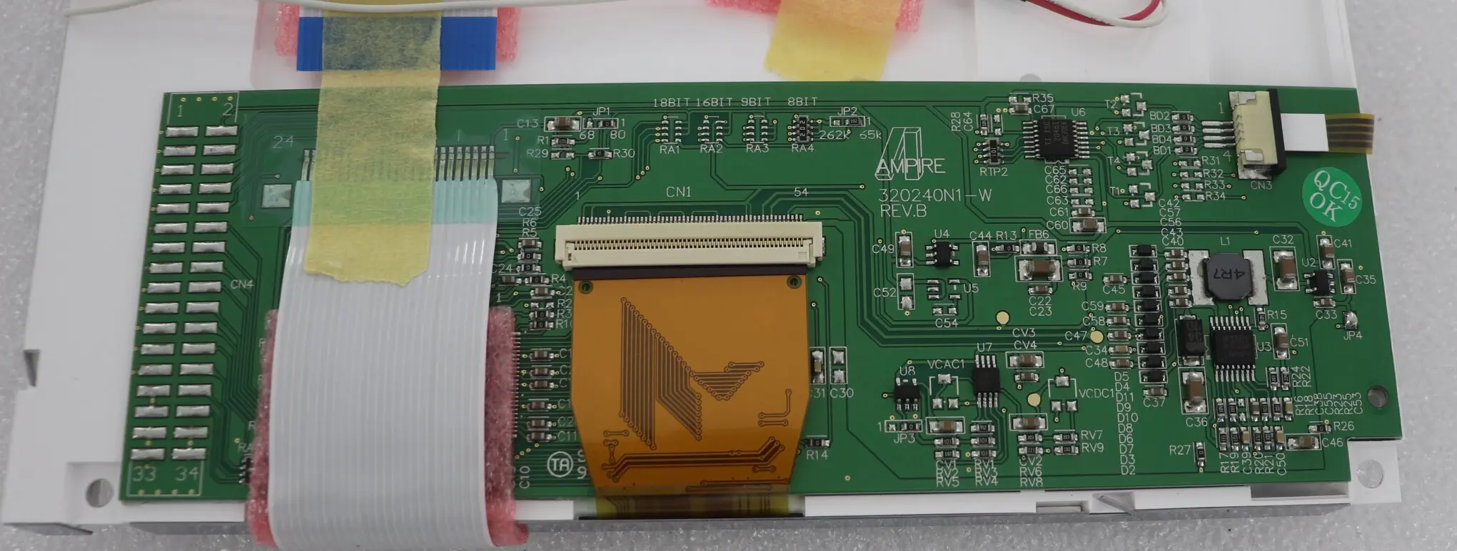 AM AM 320240 N1TMQWTW0H-A Display LCD da 5,7" 320*240 con modulo touch screen in stock