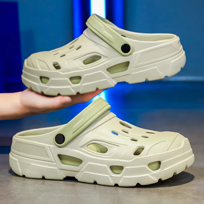 

Summer New Men's Lightweight Anti‑Slip Wear‑Resistant Closed Toe Hole Shoes Fashion Outdoor Beach Shoes 2‑In‑1 Sandals Slippers