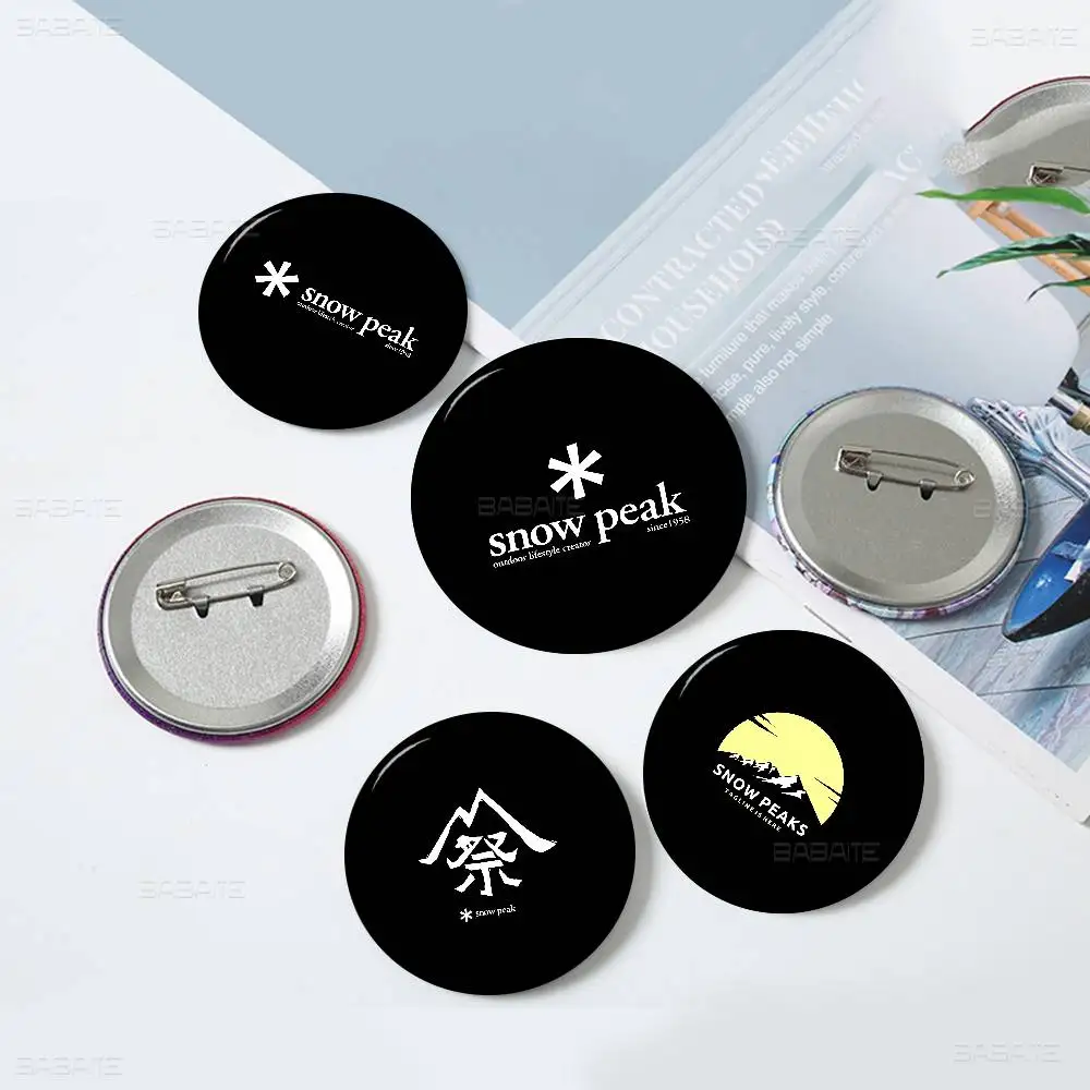 Fashion Cool S-Snow P-Peak Logo 32/44/58mm Round Cartoon Brooches Handmade Pins for Backpack Accessories Gifts Creative Badge