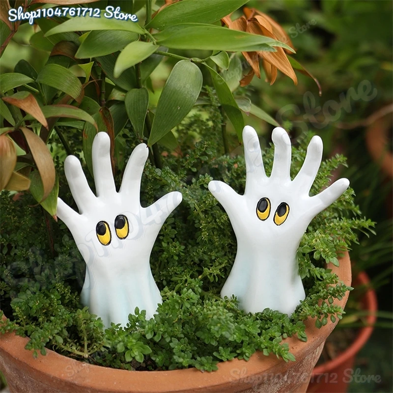 

2026 Halloween Ghost Hand Resin Decoration Set Spooky Tabletop Ornament Outdoor Garden Flower Pot Decor Creative Home Figurine