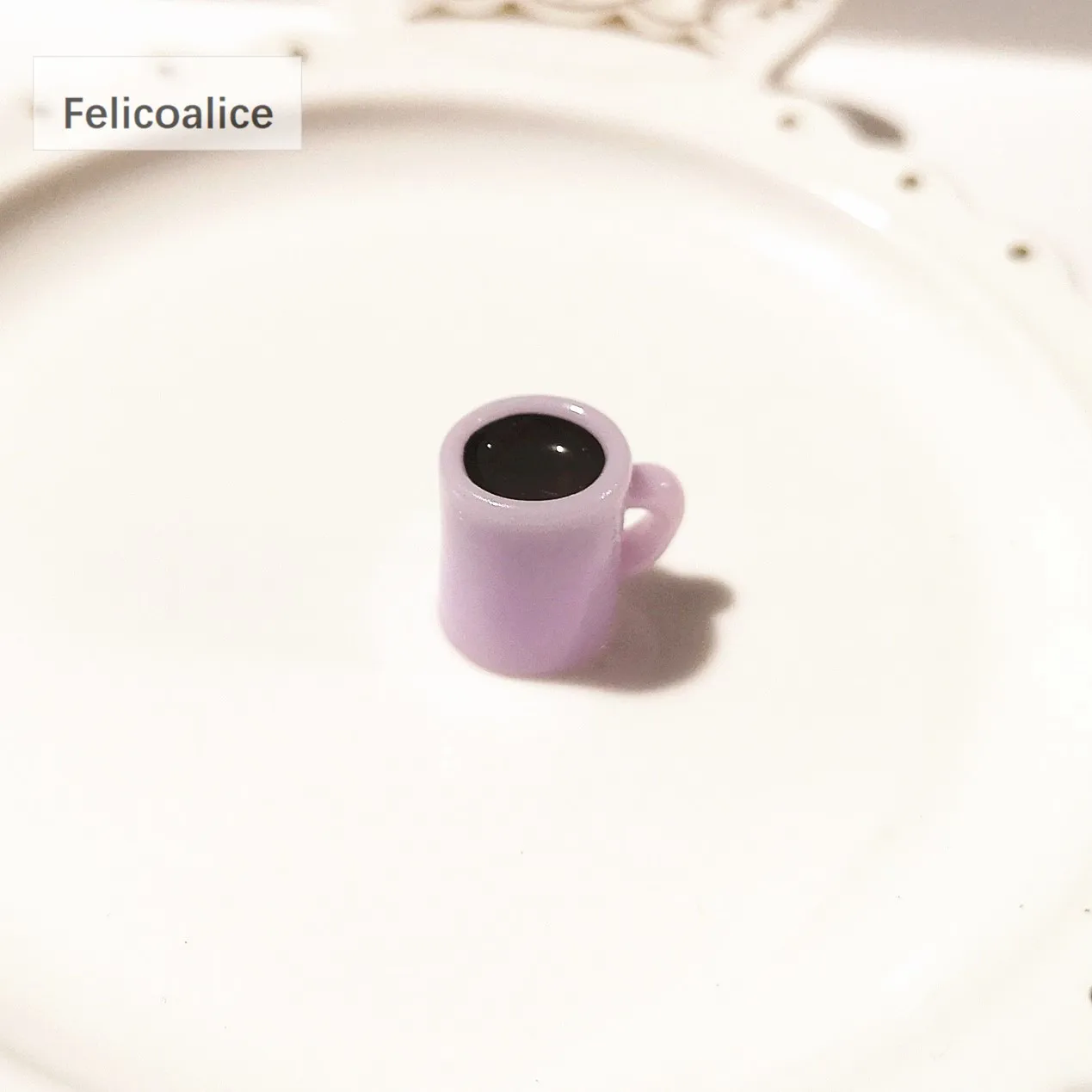 10 stücke kawaii Mini Kaffeetasse Flasche Tiara niedlichen Kinderspiel zeug nach Hause Miniatur Essen spielen Küche Spielzeug Garten dekoration Zubehör – Detail 4