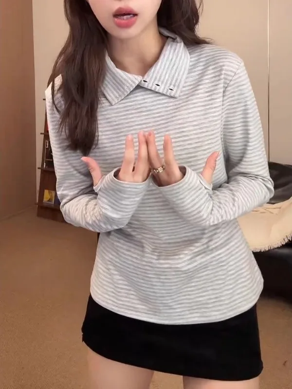 

Женская базовая футболка больших размеров в полоску с длинным рукавом, осенне-зимняя, для многослойных образов, новинка 2026 года, универсальный топ для повседневной носки