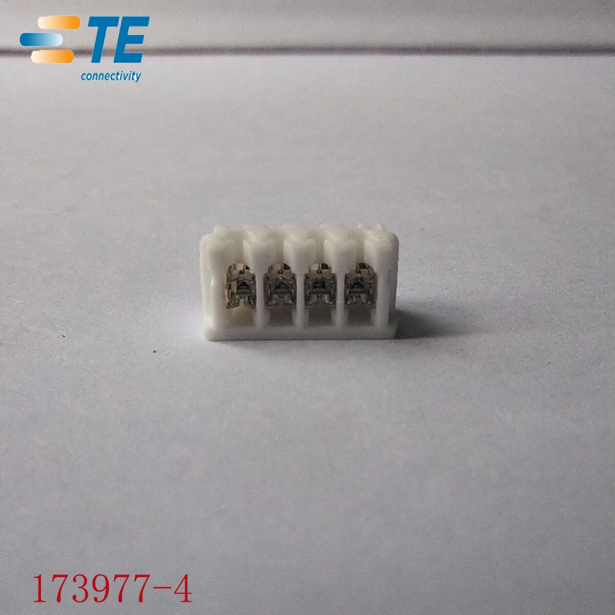 50PCS 173977-4 Original connector TE 4P mates 292132-4 292156-5 292161-4 292254-4 292250-4 292253-4 Connector Assembly, Receptac