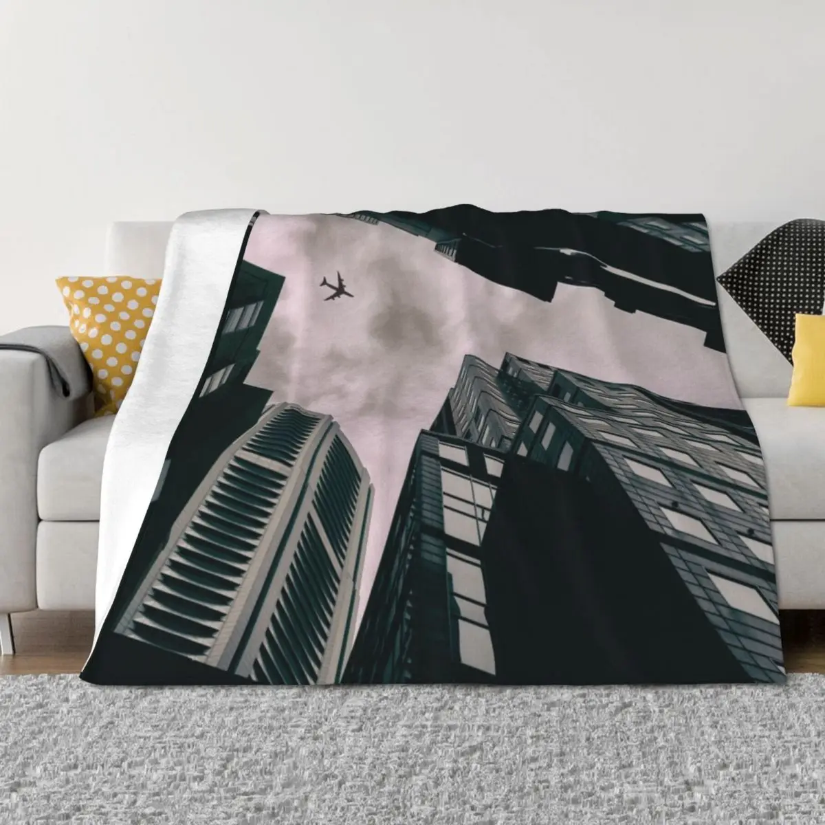 

The Plane over the City Throw Blanket Thins Kid'S Blankets For Sofas Blankets