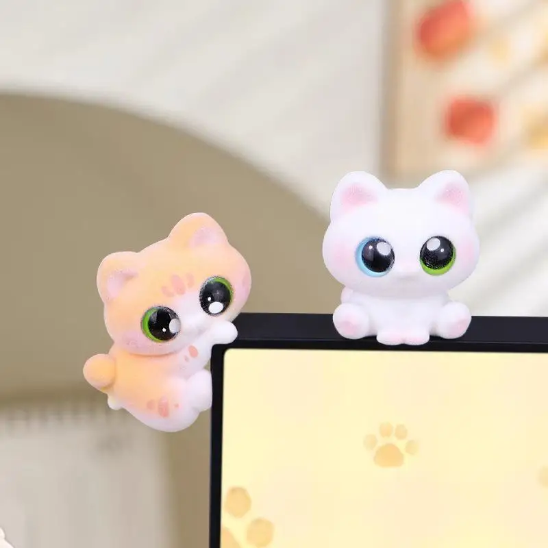 Car Screen Mini Figures Car Display Screen Figurine Car Mini Kitten Figurine Car Display Screen Cat Vehicle Interior Decor Doll
