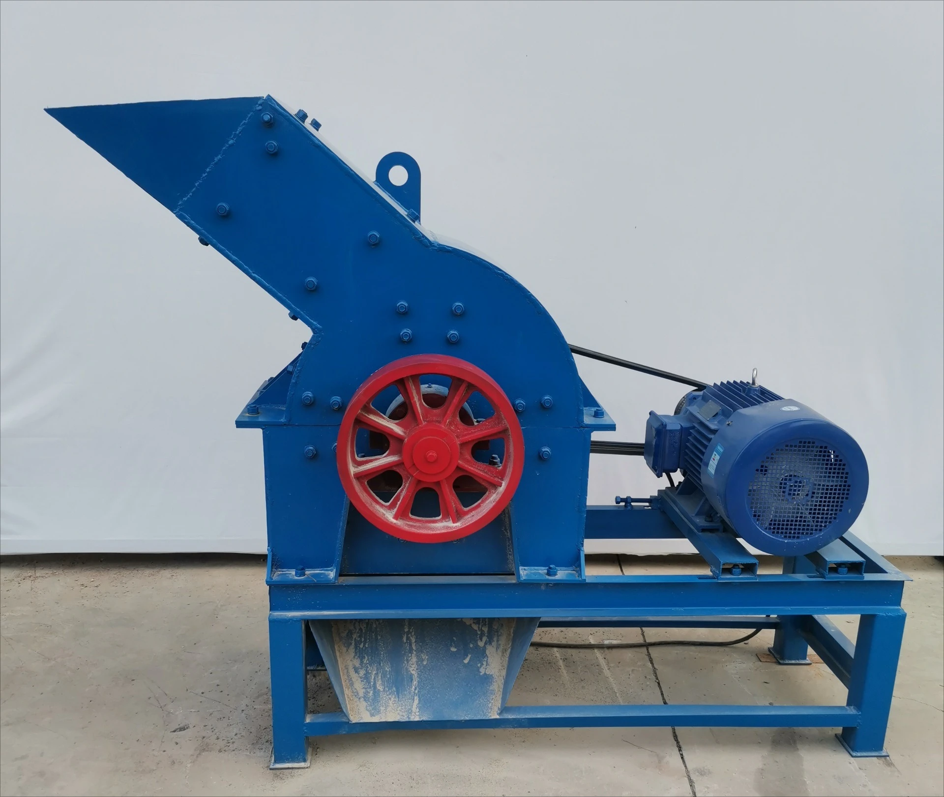 Household hammer crusher concrete construction waste pebble sand making machine