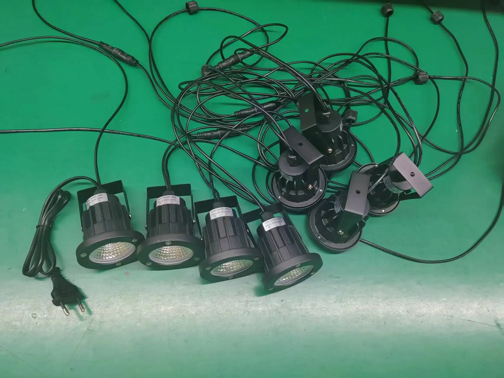 

Водонепроницаемые светодиодные садовые пейзажные фонари 2 м, уличный газонный светильник, низкое напряжение, IP65, безопасные уличные фонари 2/4/6/10 в 1