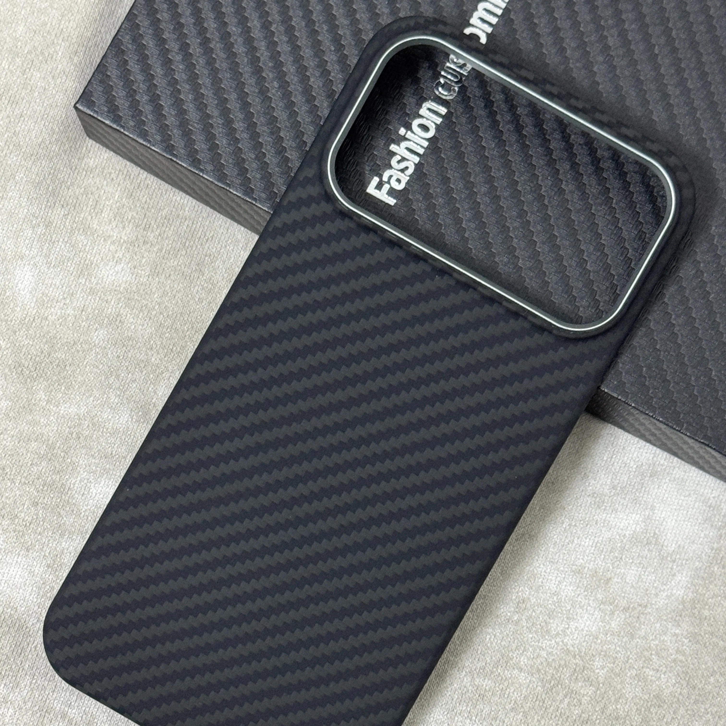 

MagSafe Magnetic Aramid Fiber Case for iPhone 17 / 17 Pro / 17 Pro Max, Ultra-Thin Shockproof Cover