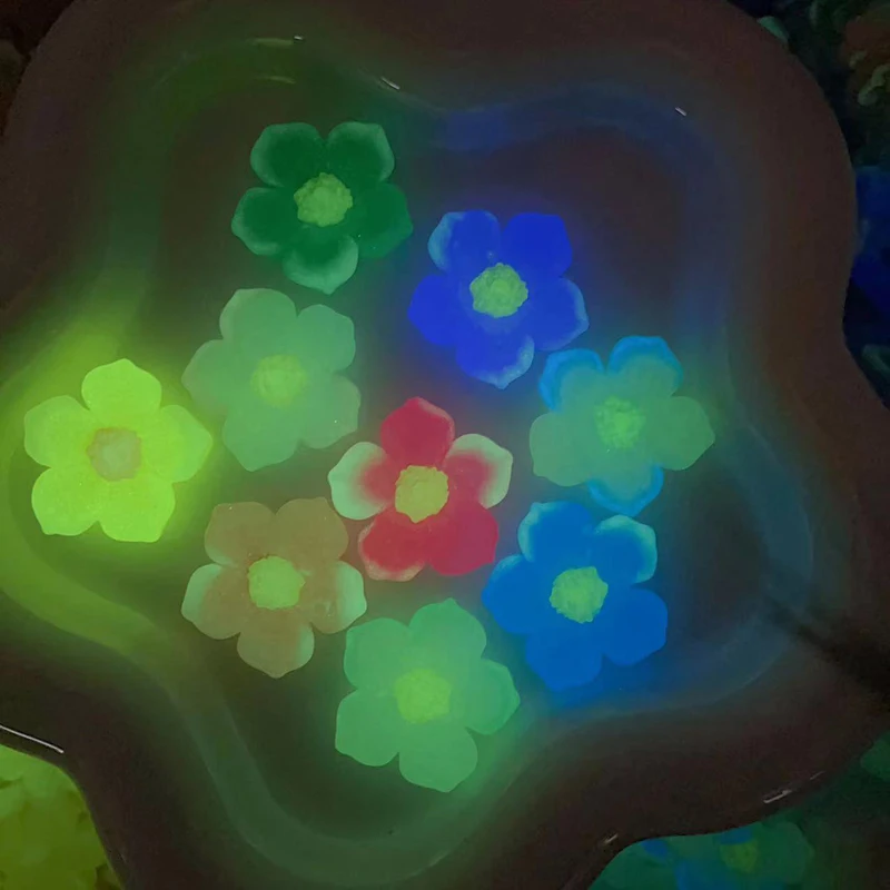 90PCS Kawaii Resin Five Petal Flower 33MM luminous DIY Handcrafted Hairpin In Ancient Style Decoration