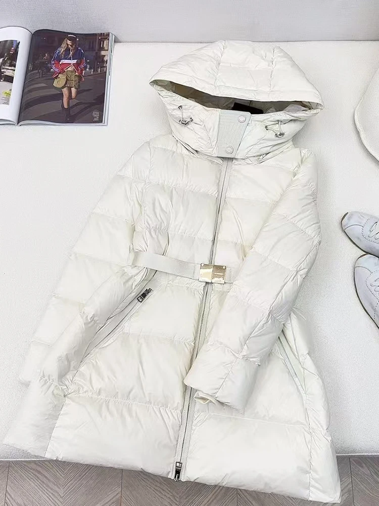 Designer zipper windproof hooded strap waist mid-length down jacket 2024 winter women's new fashion thickened warm down jacket