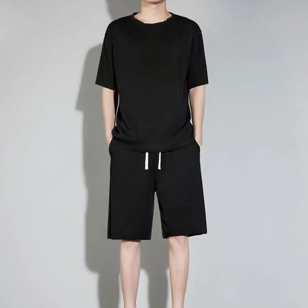 

T-shirt Shorts Set Men's Summer Outfit Set With O-neck Short Sleeve T-shirt Drawstring Waist Shorts Pockets Solid For Comfort