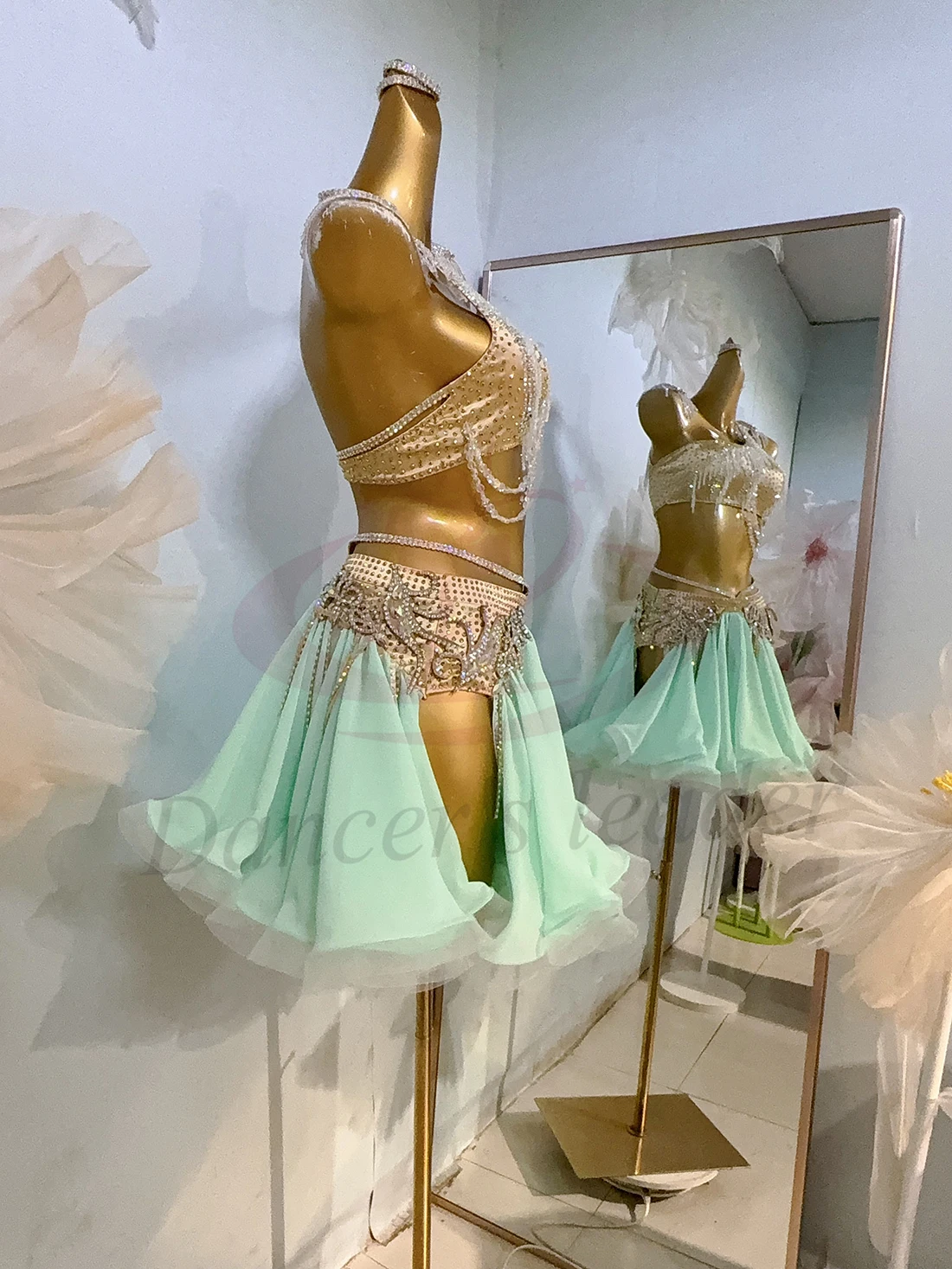 라틴 댄스 경연 대회 여성 하이 엔드 맞춤형 크리스탈 쥬얼리 스플릿 메쉬 스커트 삼바 퍼포먼스 워터 다이아몬드 드레스