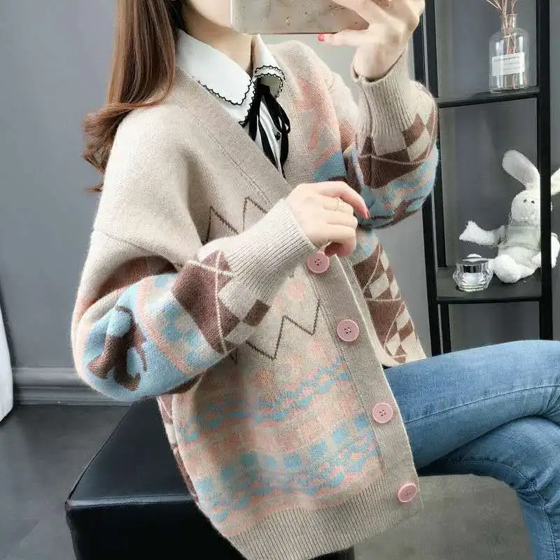 Fashion Casual Women\'s Top Spring and Autumn 2023 New Korean Version Loose Fitting Sweater Knitted Cardigan Women\'s Coat