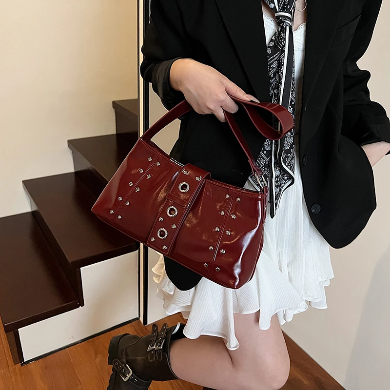 

Элегантная женская кожаная роскошная классическая модельерская сумка через плечо через плечо для повседневной современной одежды