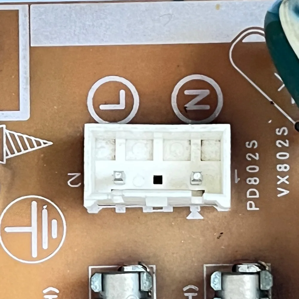 Autentica scheda di alimentazione TV originale BN44-00202A IP-271135 funziona normalmente ed è per le parti TVs muslimexmuslimah