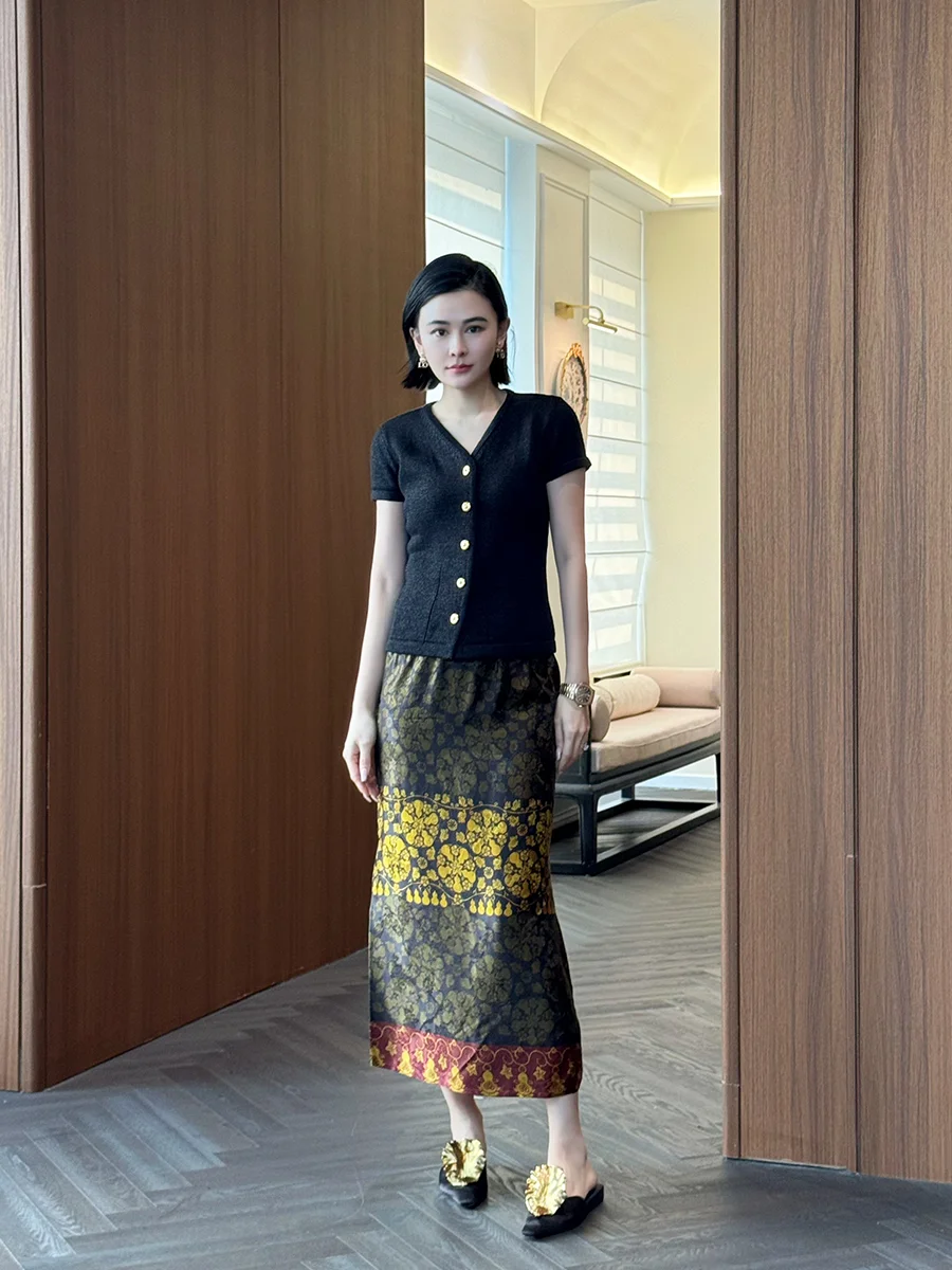 

Artistic Garden Texture Skirt Women's Design Sensation Half-length Five Fortune Flower Splendid Skirt Spring 2026 Hanfu Set