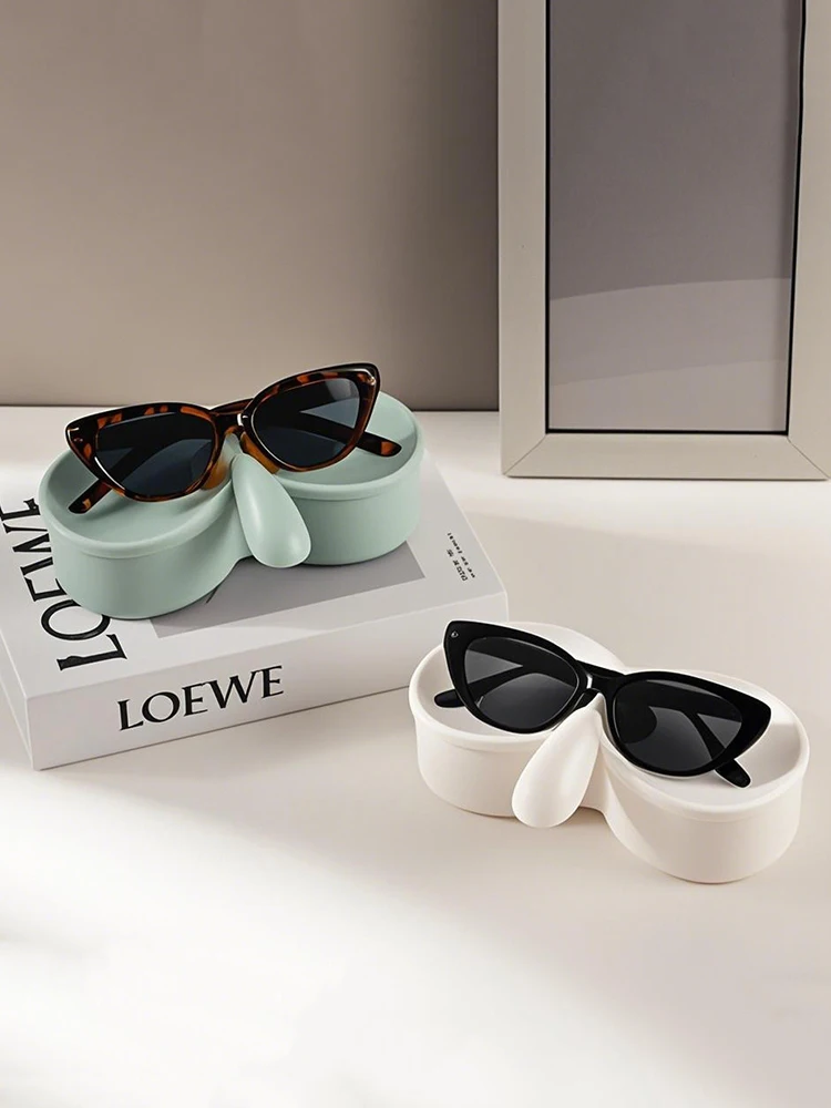 Porte-lunettes en forme d'animal Kawaii, 1 pièce, support d'exposition de lunettes de soleil en forme de calmar, boîte de rangement de décoration de bureau domestique
