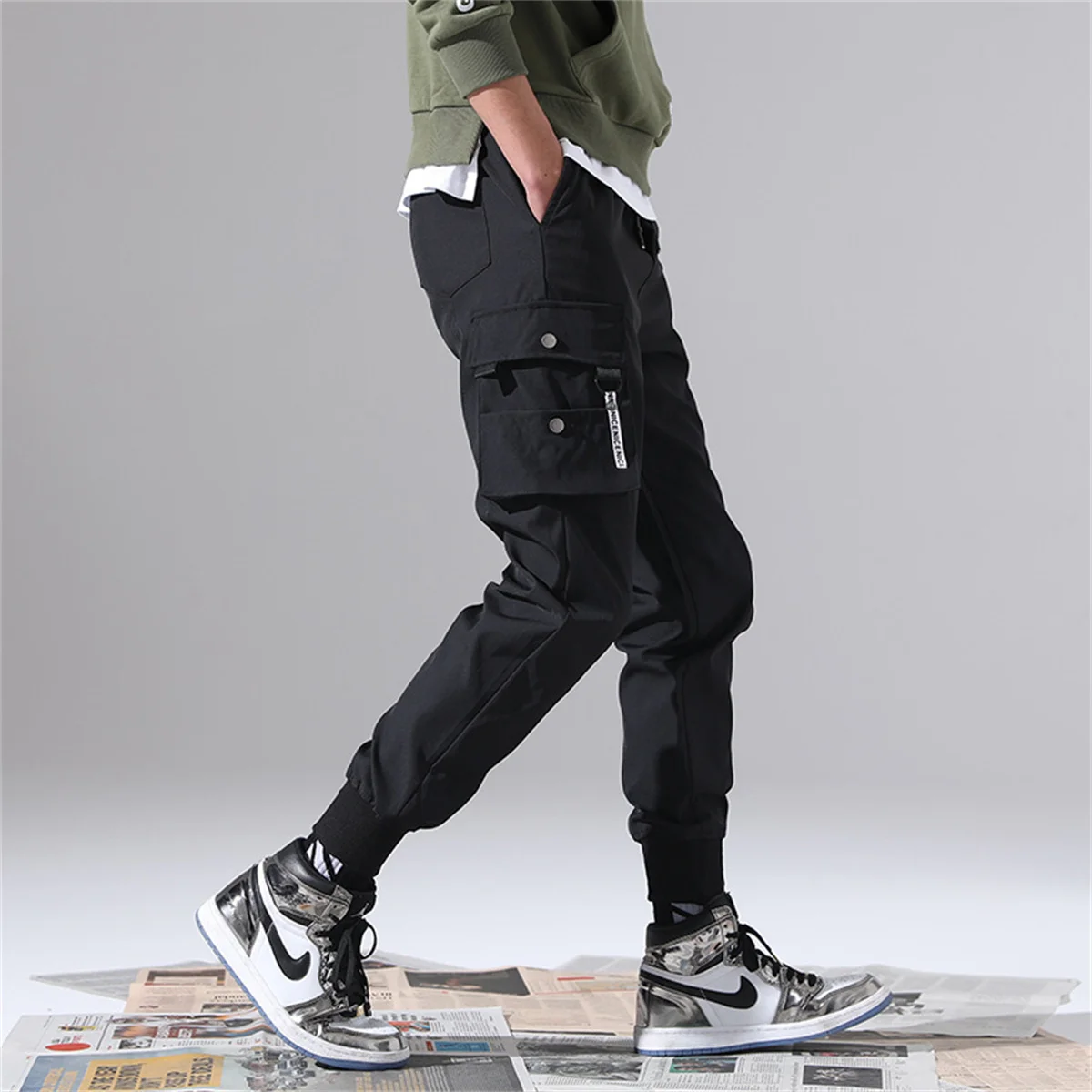 Men Black Cool Cargo Pants Pockets Gray Loose Out Door Elasticity Sports Oversize Kpop High Street Korean Pants Streetwear