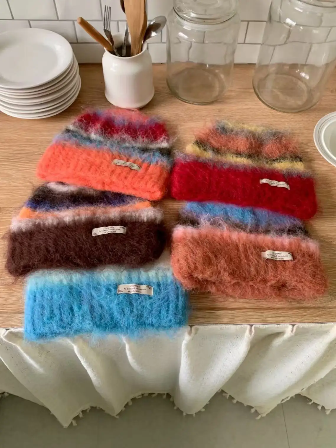 Gestreiftes Regenbogen-Mützen, Hut, Handschuhe, zweiteiliges Set für Damen und Herren, Winter, warme Skullis-Hüte, Unisex, kältebeständige Outdoor-Handschuhe, Kappen-Set – Detail 7