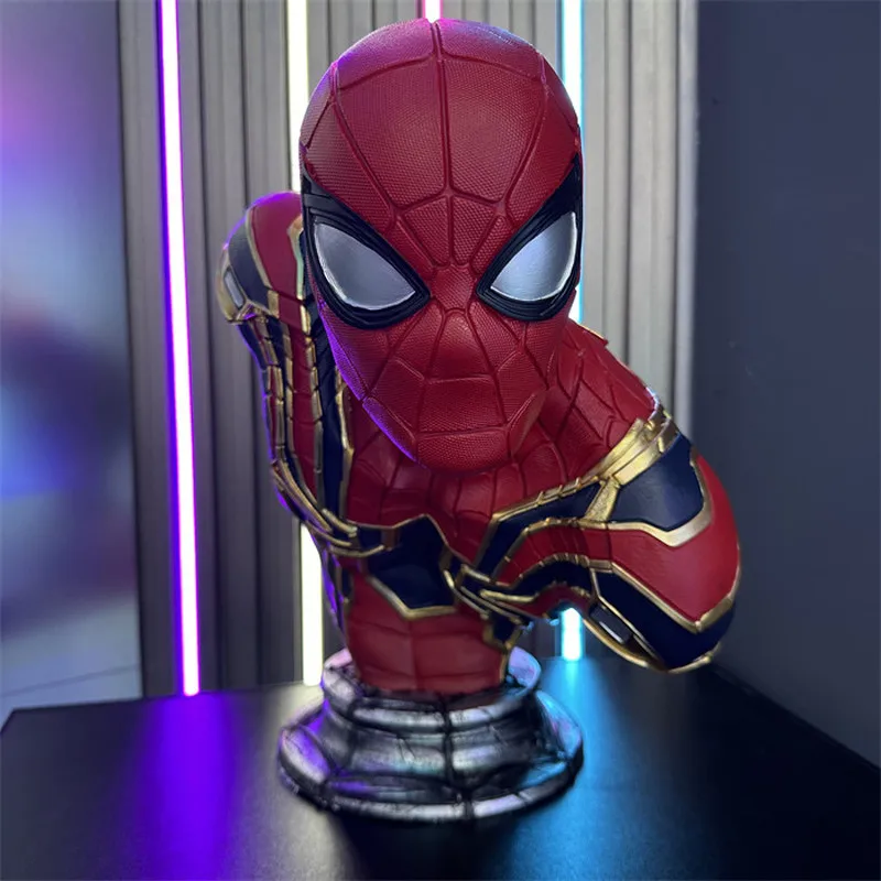 

Marvel Spider-Man Bust Resin Statue Large Size Avengers Movie Peripheral Home Desktop Decorative Figure For Superhero Collectors
