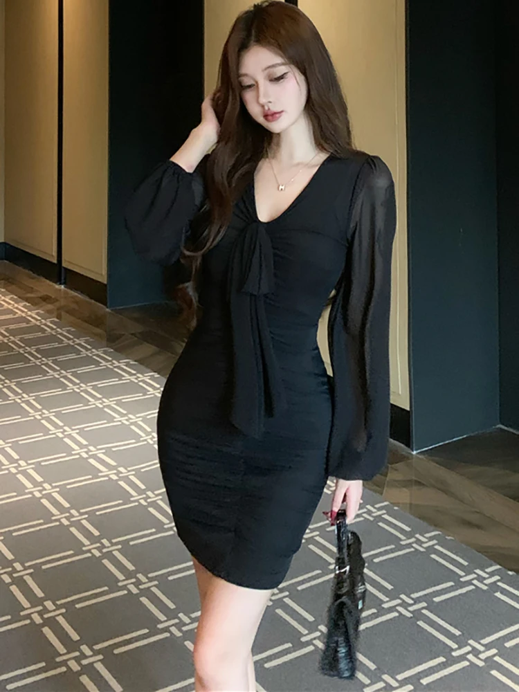 2025 Zwarte Mesh Geplooide Bodycon Mini Jurk Vrouwen Elegante Chic Boog V-hals Jurk Herfst Winter Koreaanse Vintage Luxe Avondjurk