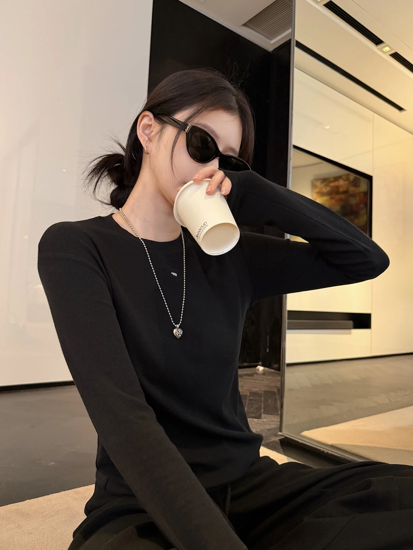 

EKOOL Women's Merino Wool Long Sleeve T-Shirt round Neck Casual Style Spring Fashion Slim Fit Base Layer Top
