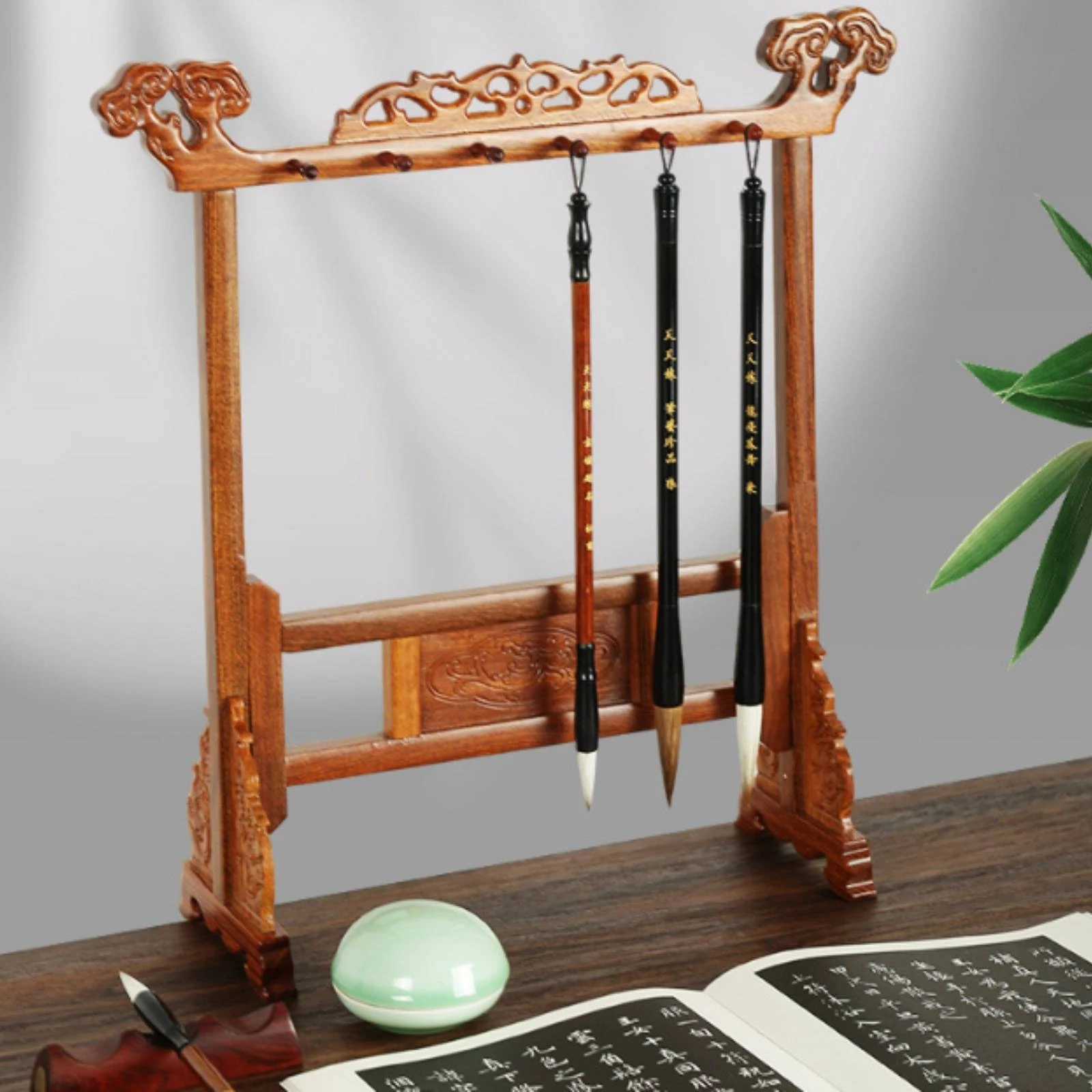 Freestanding Rosewood Brush Rack Long-Lasting Double-Sided 12-Hook Brush Rack Stable Elegant for Art Students, Study