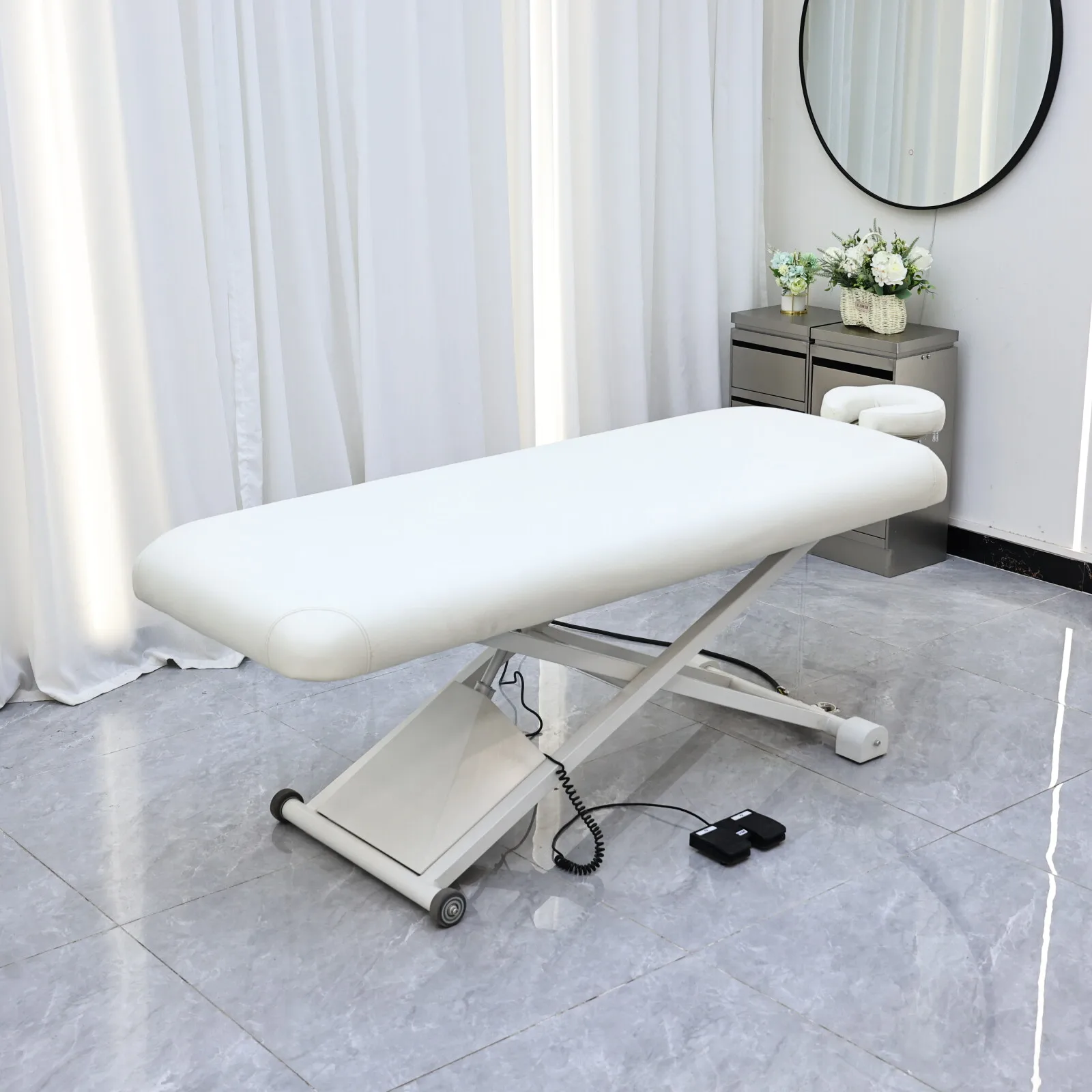 

Extremely simple wind electric lifting beauty bed, high-end beauty salon spa bed, therapy bed with foot pedal control,Adjustable