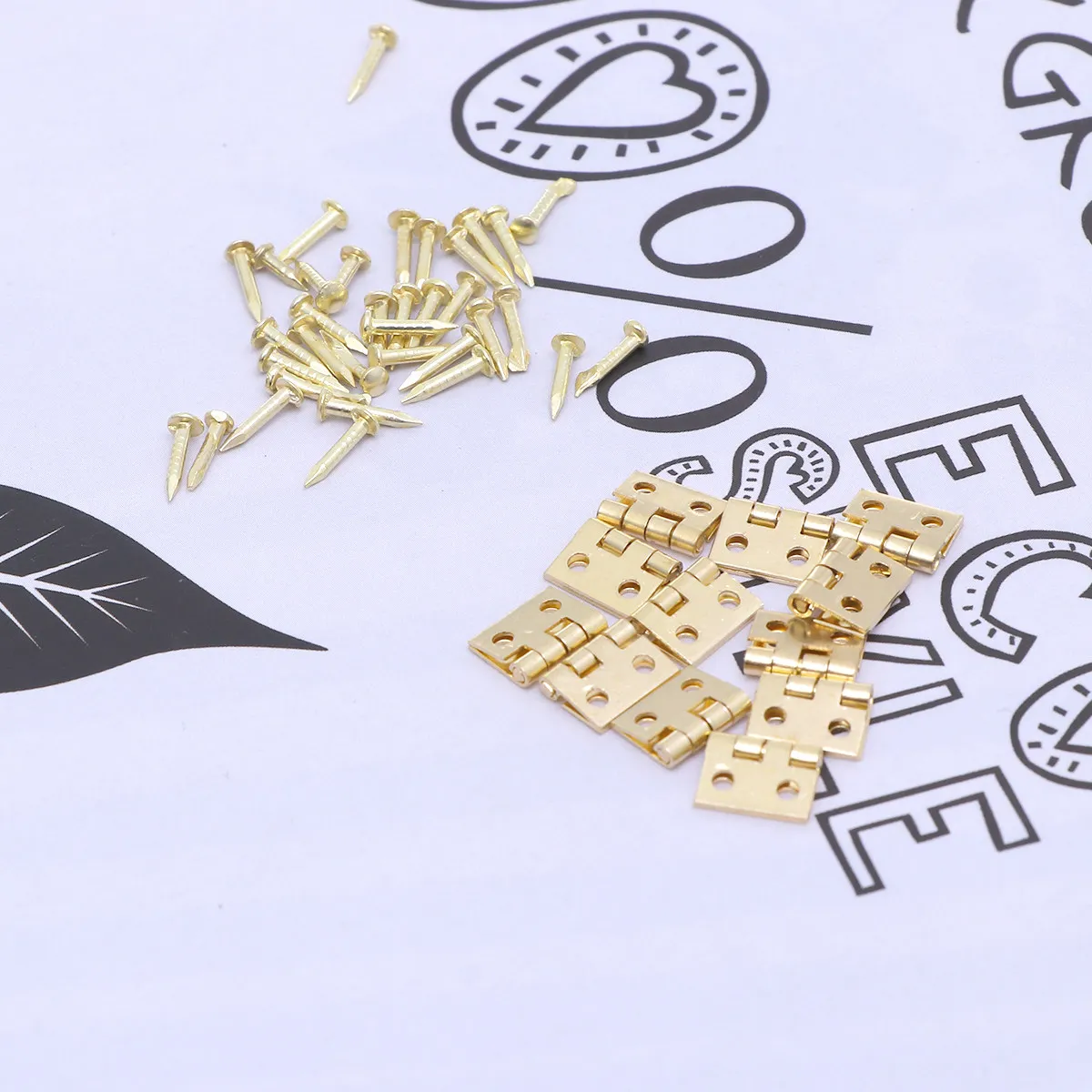 

12 Pcs Miniature Hinges and Door Knobs for Cabinet Doors Dollhouse Hardware Small Crafts Golden Closer