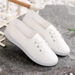 Chaussures en toile blanches et noires à bout rond pour femmes, chaussures classiques à lacets, Cool et confortables, pour écolières, F921