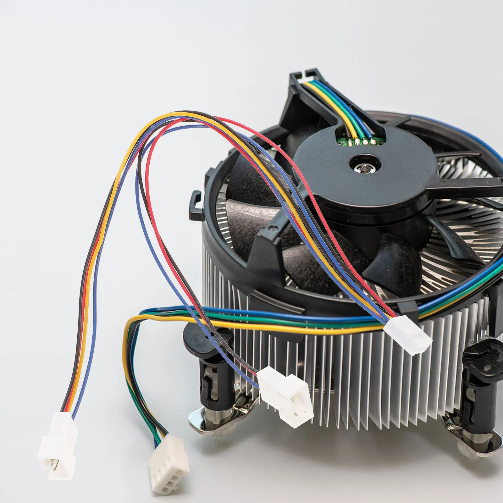 

1 to 3 Pwm Fan Splitter Cable Black Bundle Pc Fan Extender Mainboard CPU Cooler Connector Extension Cable